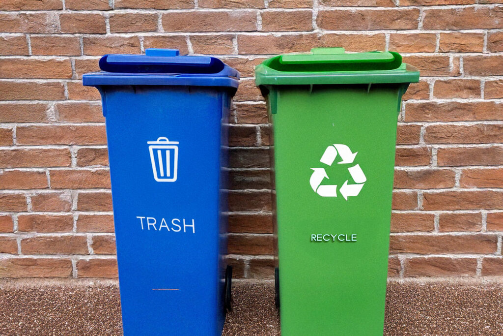 trash and recycle bins